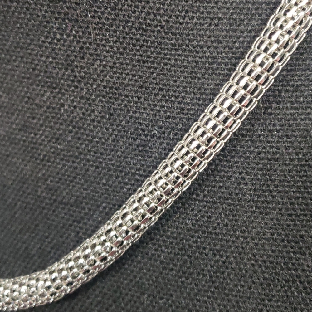 3 Necklaces - Picture 2 of 5